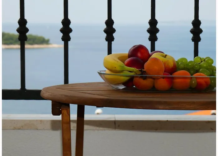 Apartmani Makelja