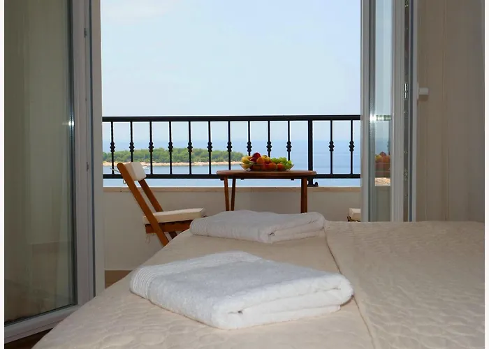 Apartmani Makelja